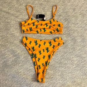 High waisted cheeky bikini